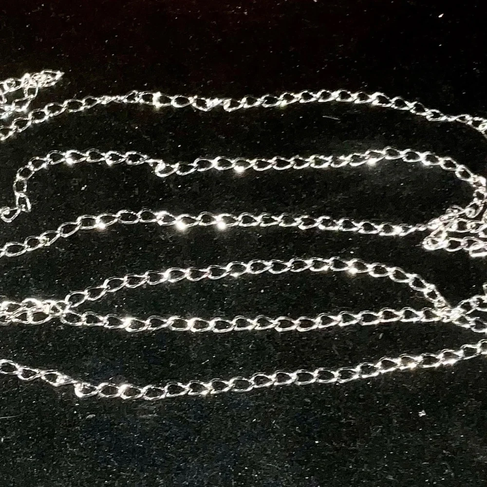 Silver Plated 3x4mm 30 ft Curb Chain for Jewelry Making - Picture 3 of 4